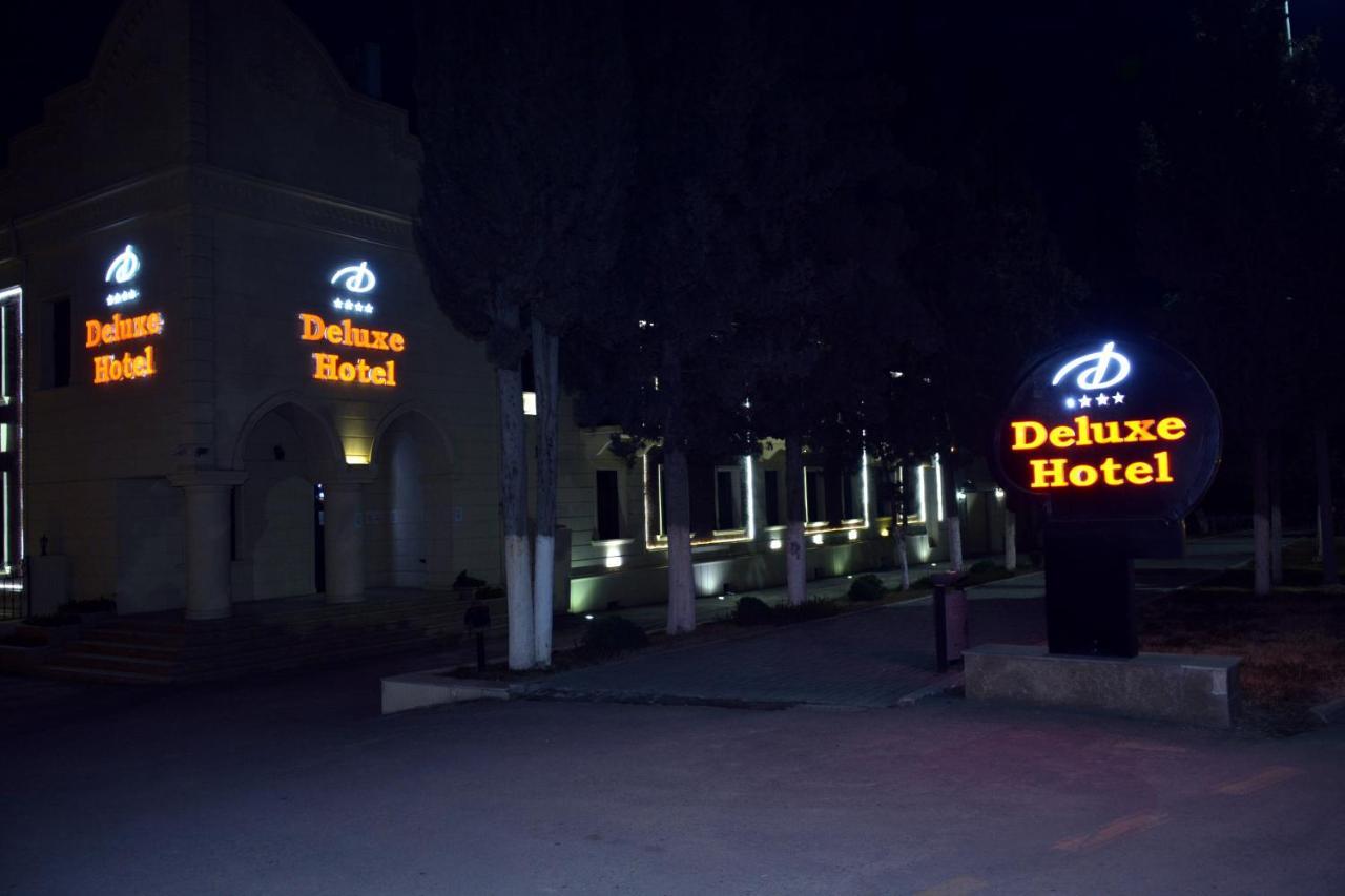 Deluxe Hotel Gəncə Exteriör bild
