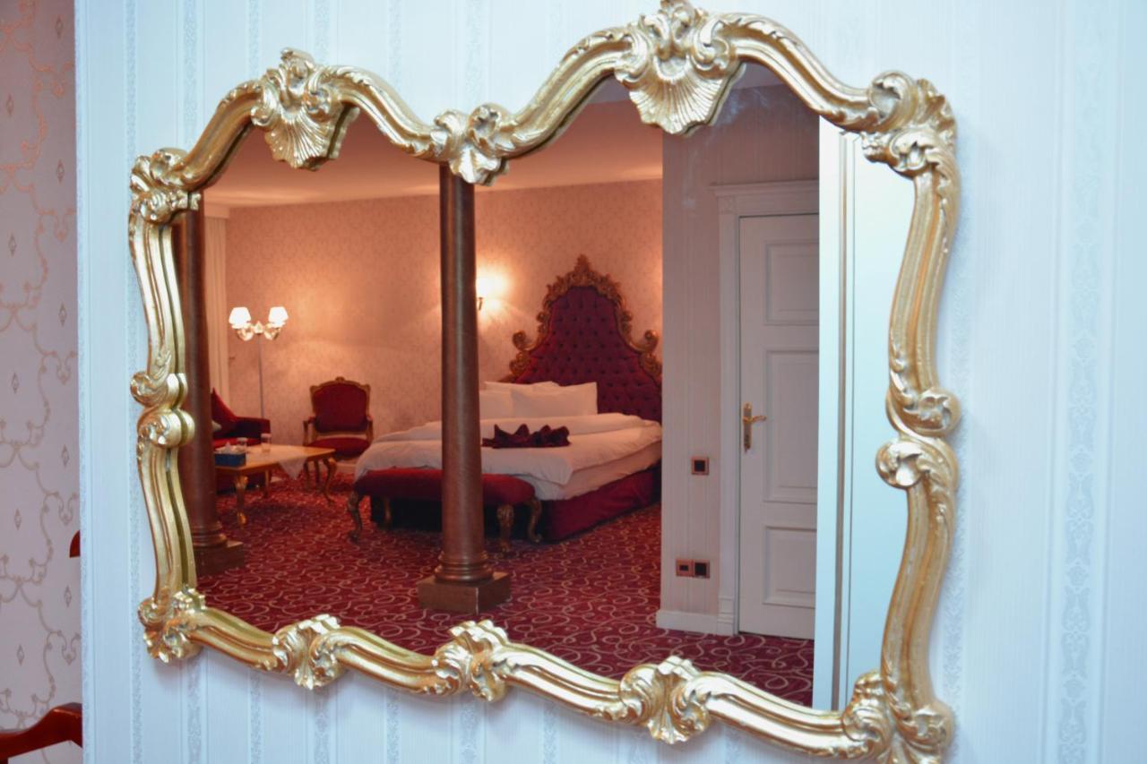 Deluxe Hotel Gəncə Exteriör bild