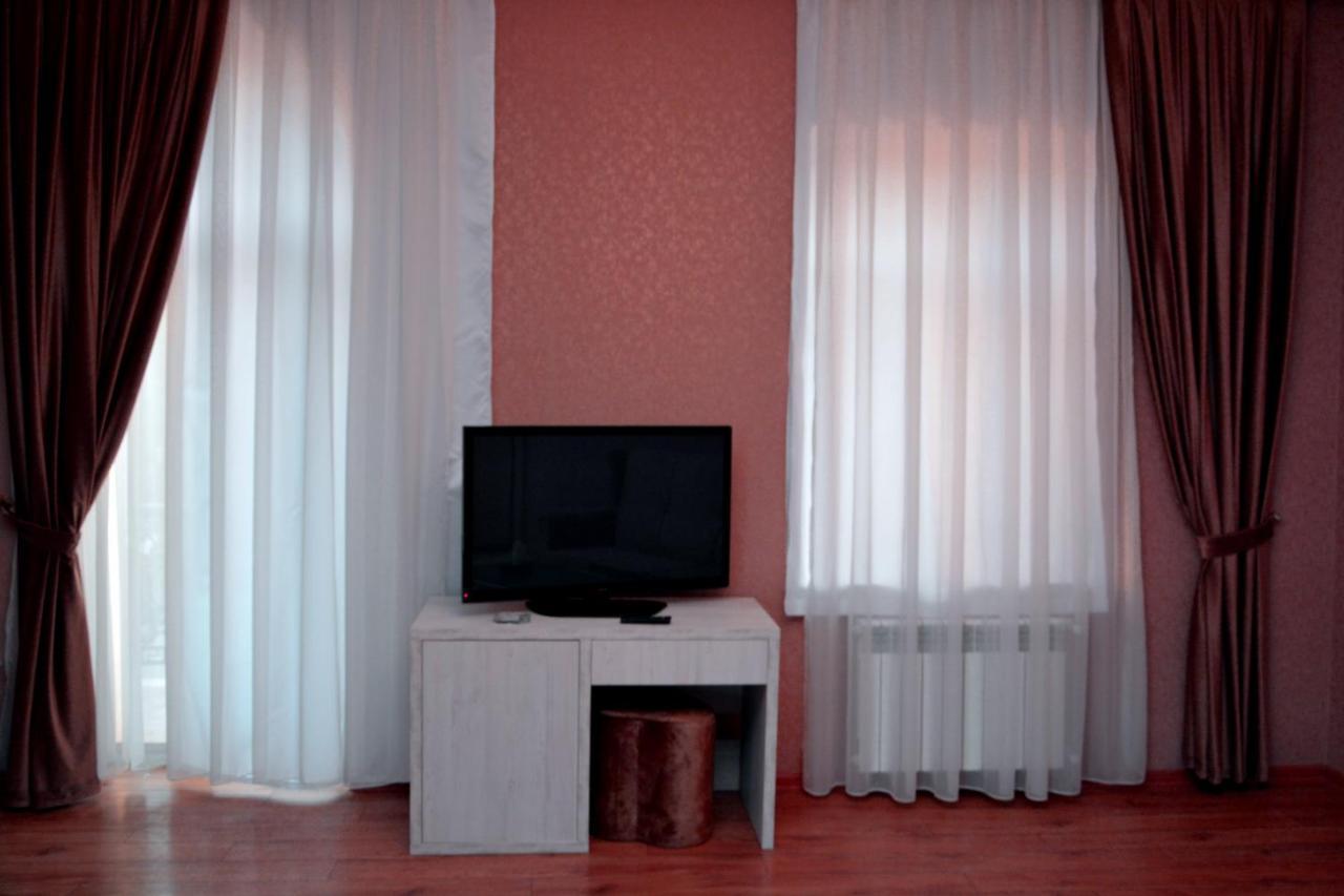 Deluxe Hotel Gəncə Exteriör bild