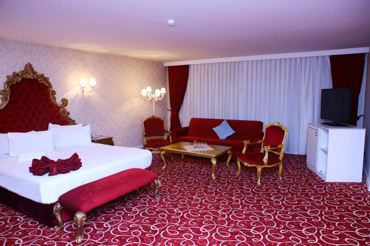 Deluxe Hotel Gəncə Exteriör bild